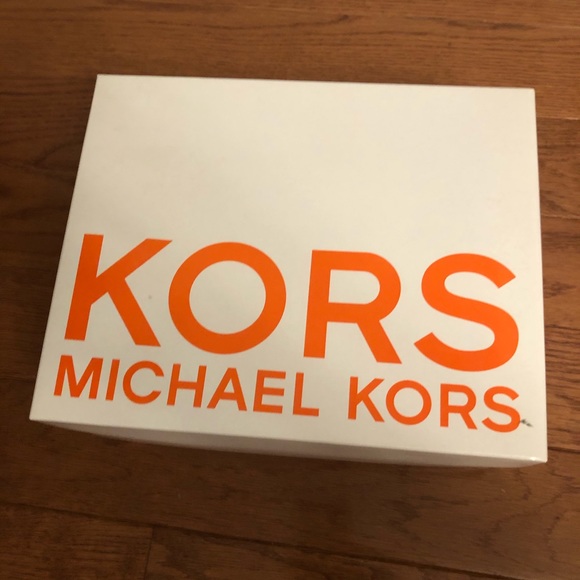 Michael Kors Sandals - Picture 4 of 4